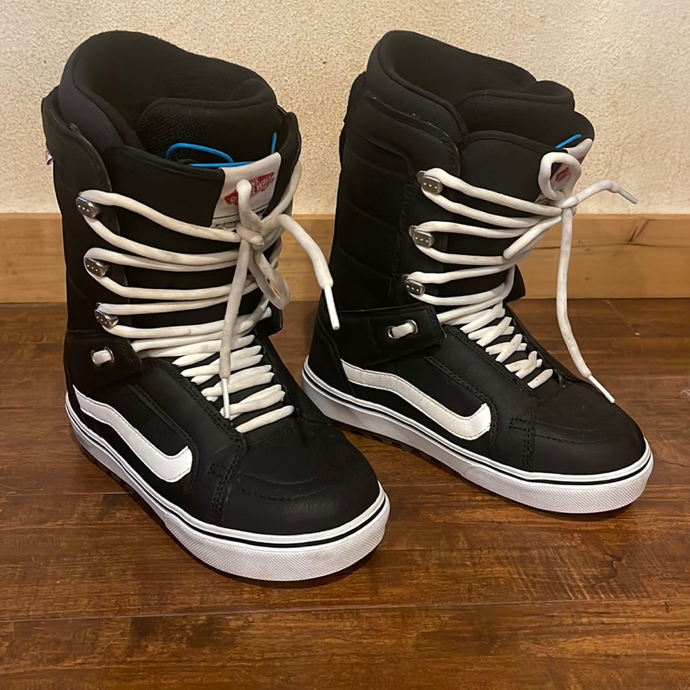 Vans Pop Cush Snowboarding Boots